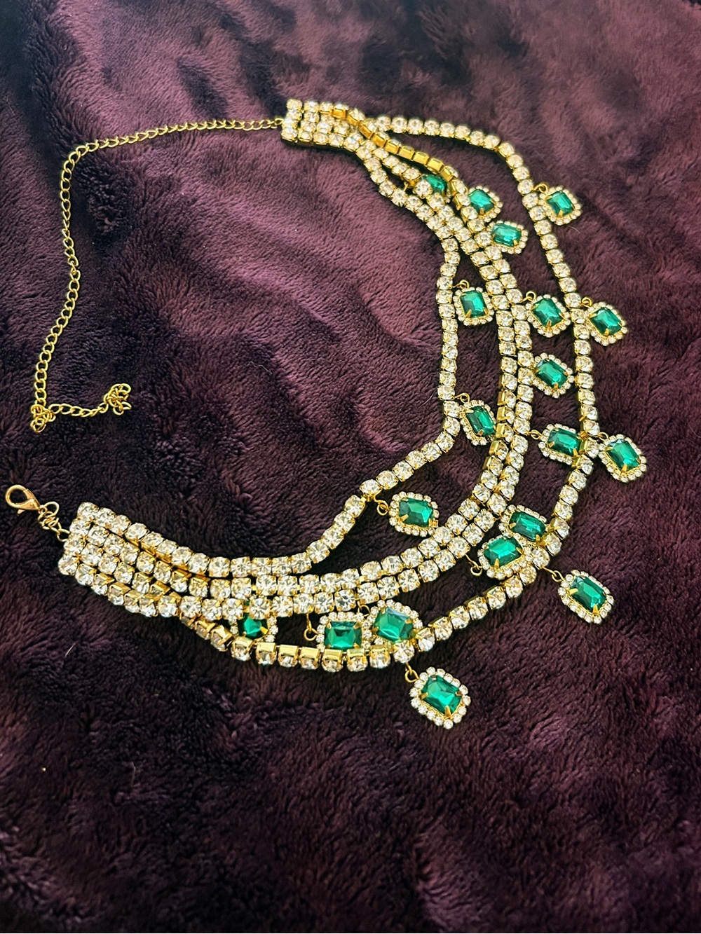 Costume rhinestone & emerald Green Statement Necklace - Women Jewelry